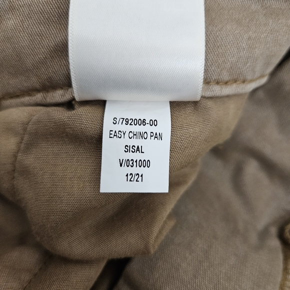 Old Navy Easy Chino Pants Khaki Mid Rise Stretch Waist Straight Cuffed XS - Picture 6 of 6